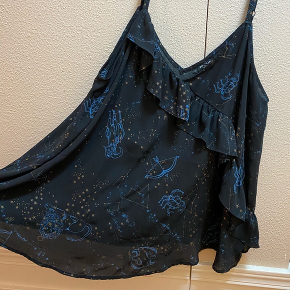 COSMO PRINT GEORGETTE ASYMMETRICAL SWING CAMI - Picture 4 of 7